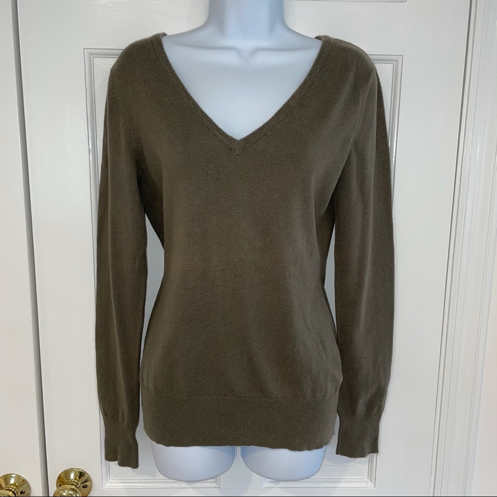 Sweet Romeo Green cotton vneck sweater M